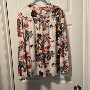 Violet and Claire size L shirt